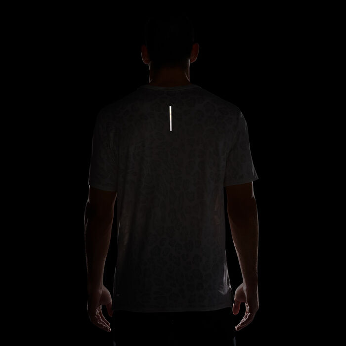 Nike Men's Dri-FIT Rise 365 Running Division Top Ivory Nike Men's Dri-FIT Rise 365 Running Division Top Ivory image number 3