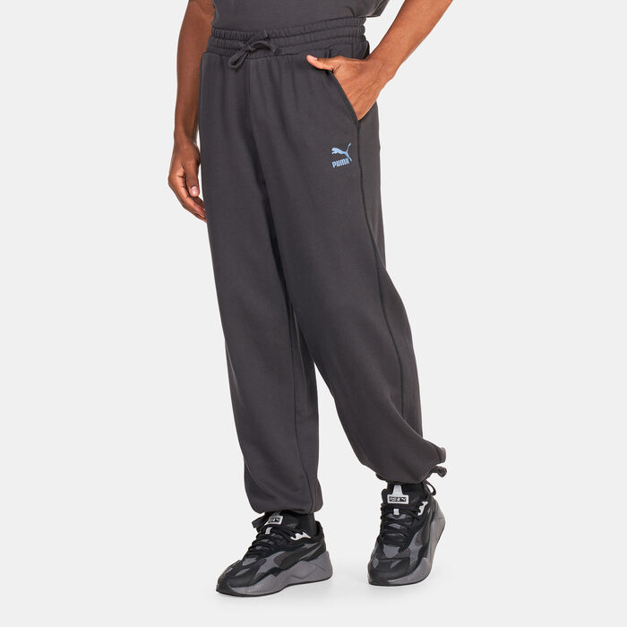 PUMA Men's Classics RE:ESCAPE Sweatpants Grey PUMA Men's Classics RE:ESCAPE Sweatpants Grey image number 0