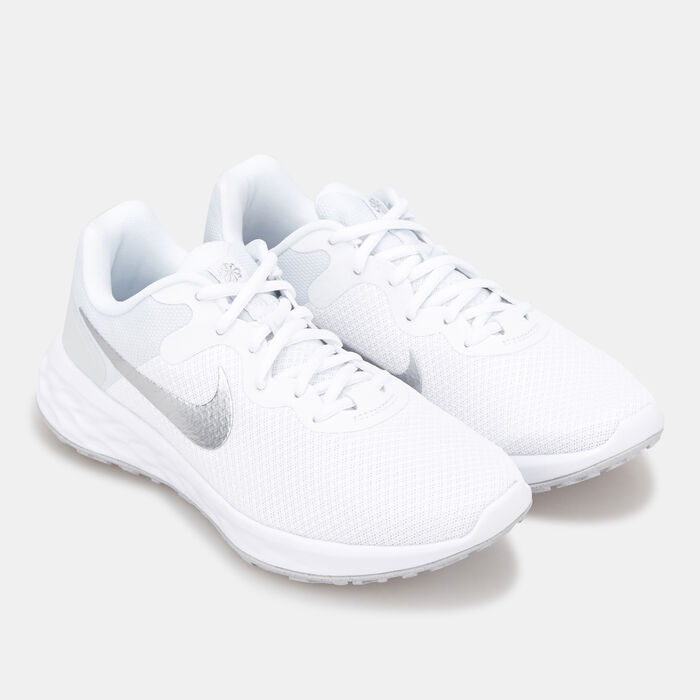 Nike Women's Revolution 6 Next Nature Shoe White image number 1