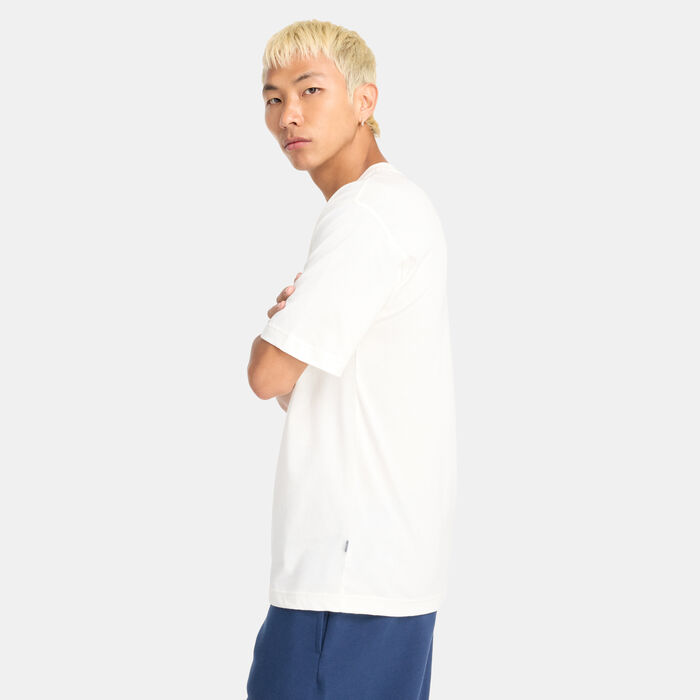 New Balance Men's Varsity Graphic T-Shirt White New Balance Men's Varsity Graphic T-Shirt White image number 1