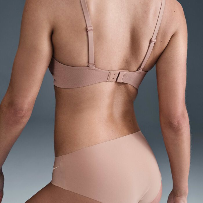 Nike Women's Brief Period Leak Protection Underwear Brown Nike Women's Brief Period Leak Protection Underwear Brown image number 4