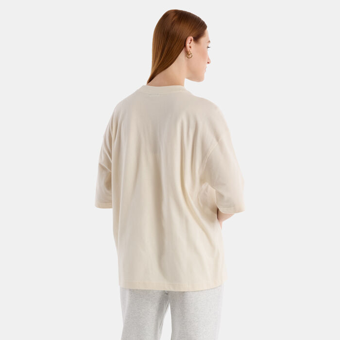 New Balance Women's Flower Graphic T-Shirt Beige New Balance Women's Flower Graphic T-Shirt Beige image number 1