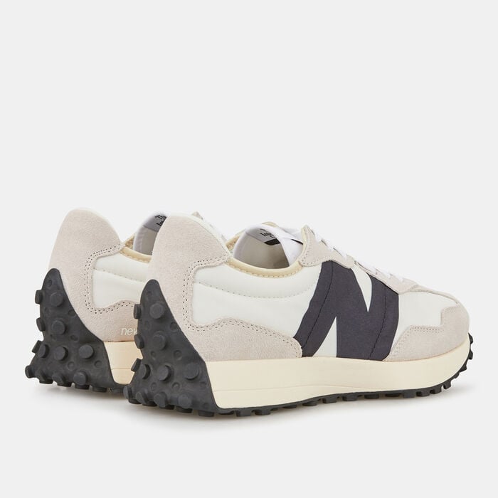 New Balance Men's 327 Shoe Beige New Balance Men's 327 Shoe Beige image number 2