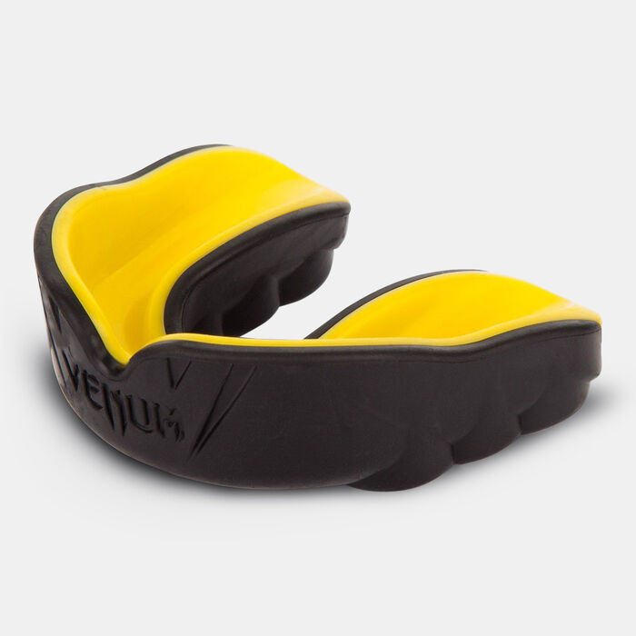 Venum Challenger MMA Mouth Guard Multi-Color Venum Challenger MMA Mouth Guard Multi-Color image number 0
