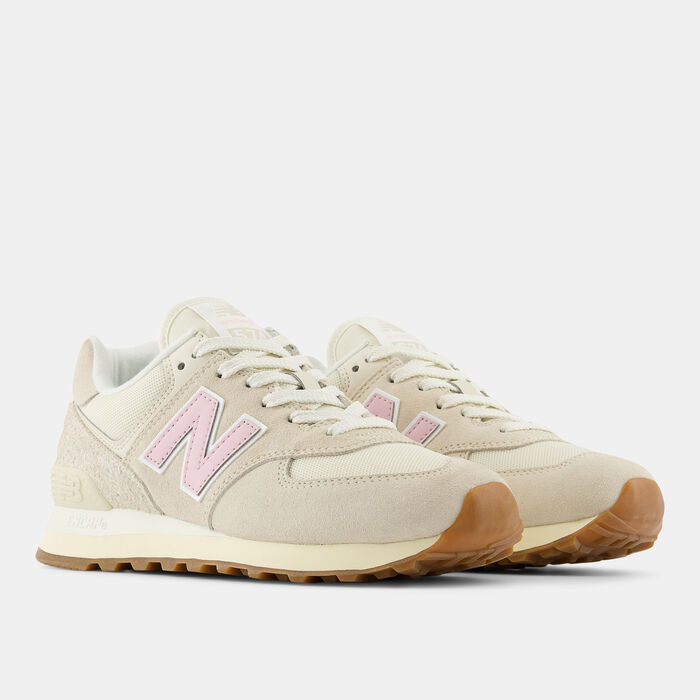 New Balance Women's 574 Shoes Beige New Balance Women's 574 Shoes Beige image number 1