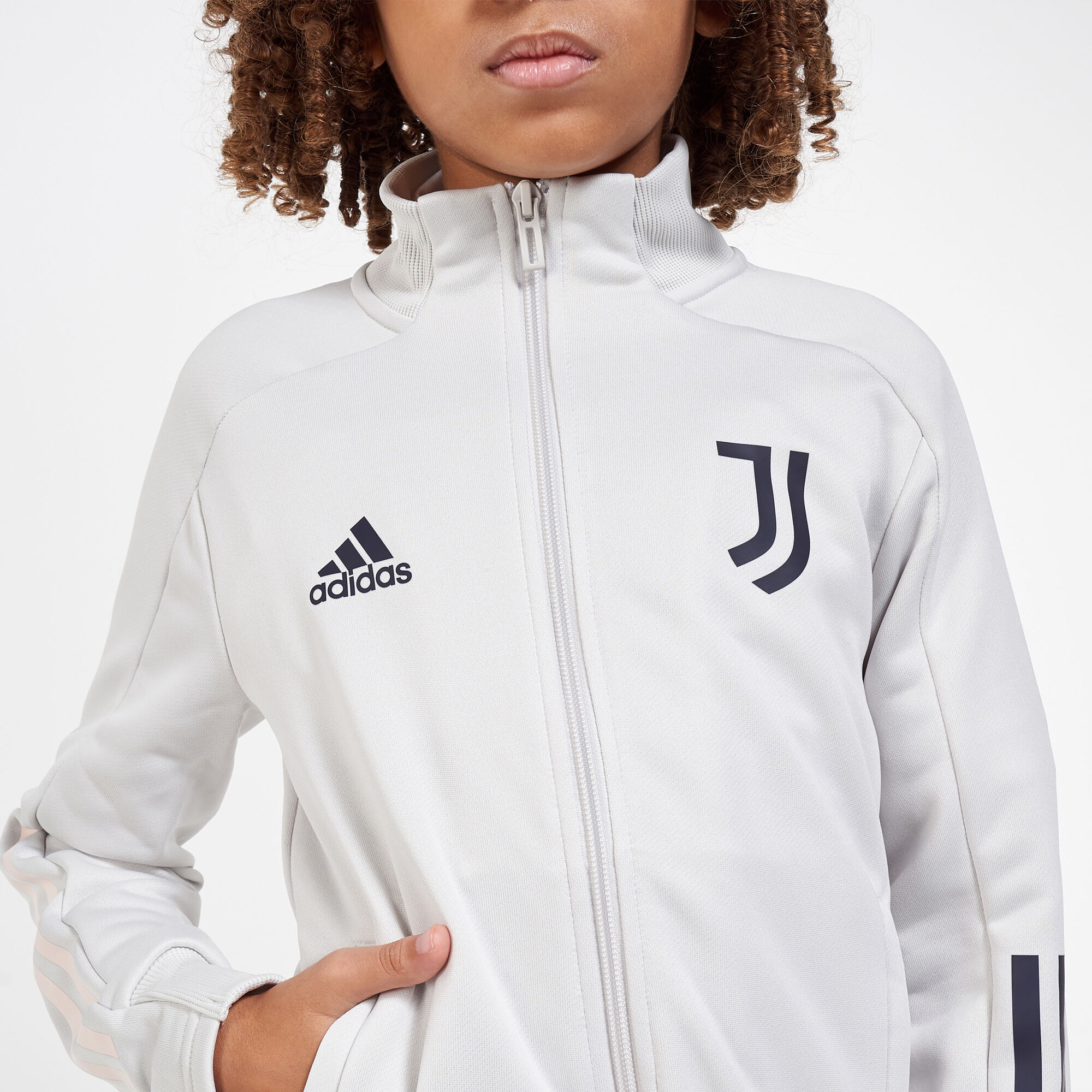 Adidas outlet tracksuit 2020