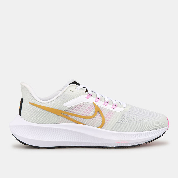 Nike Women's Air Zoom Pegasus 39 Shoe White image number 0