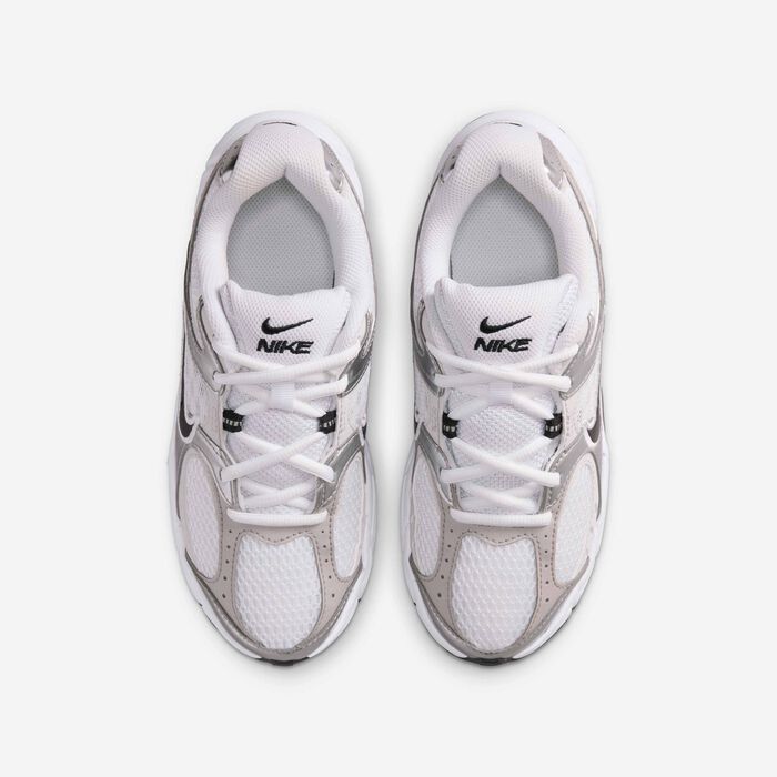 Nike Kids' V5 RNR Shoes White image number 3