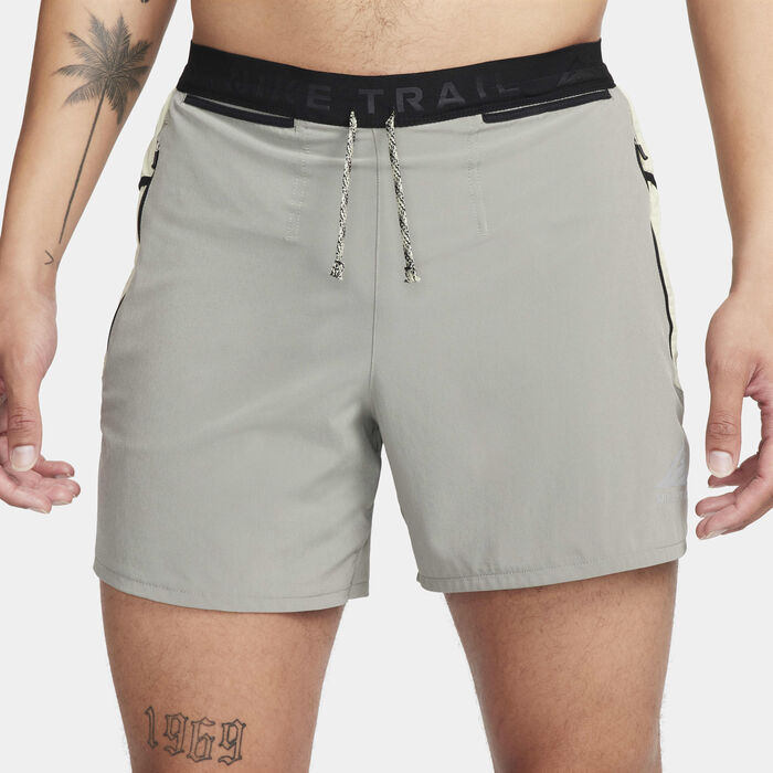 Nike Men's Second Sunrise Dri-FIT Trail Running Shorts Grey Nike Men's Second Sunrise Dri-FIT Trail Running Shorts Grey image number 1