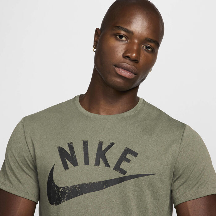 Nike Men's Miler Dri-FIT Running Top Green Nike Men's Miler Dri-FIT Running Top Green image number 2
