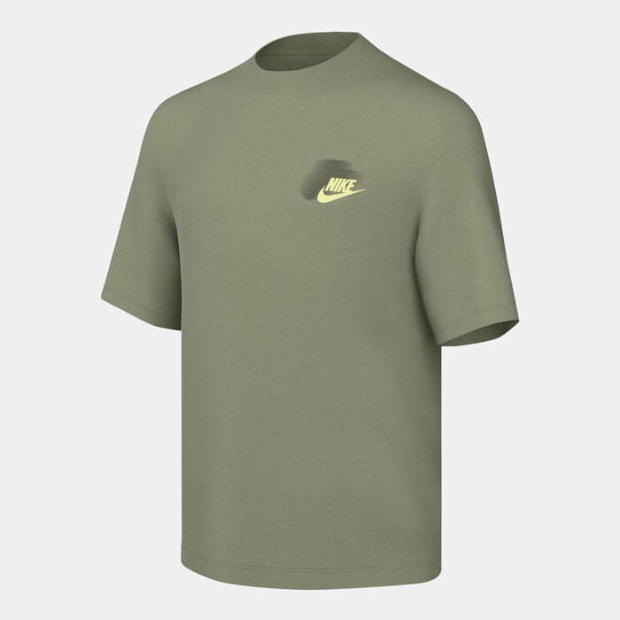 Nike Kids' Sportswear Standard Issue Graphic T-Shirt Green Nike Kids' Sportswear Standard Issue Graphic T-Shirt Green image number 0