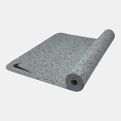 Nike Studio Training Mat (4 mm) Grey Nike Studio Training Mat (4 mm) Grey