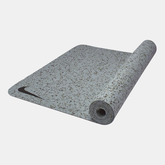 Nike Studio Training Mat (4 mm) Grey Nike Studio Training Mat (4 mm) Grey image number 0