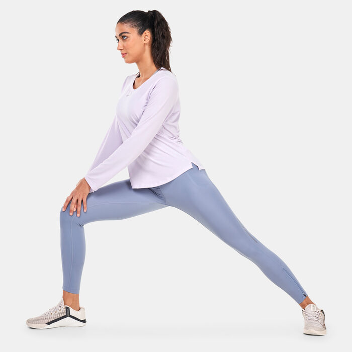 Nike Women's One Dri-FIT UV Luxe Long-Sleeve T-Shirt Purple Nike Women's One Dri-FIT UV Luxe Long-Sleeve T-Shirt Purple image number 2