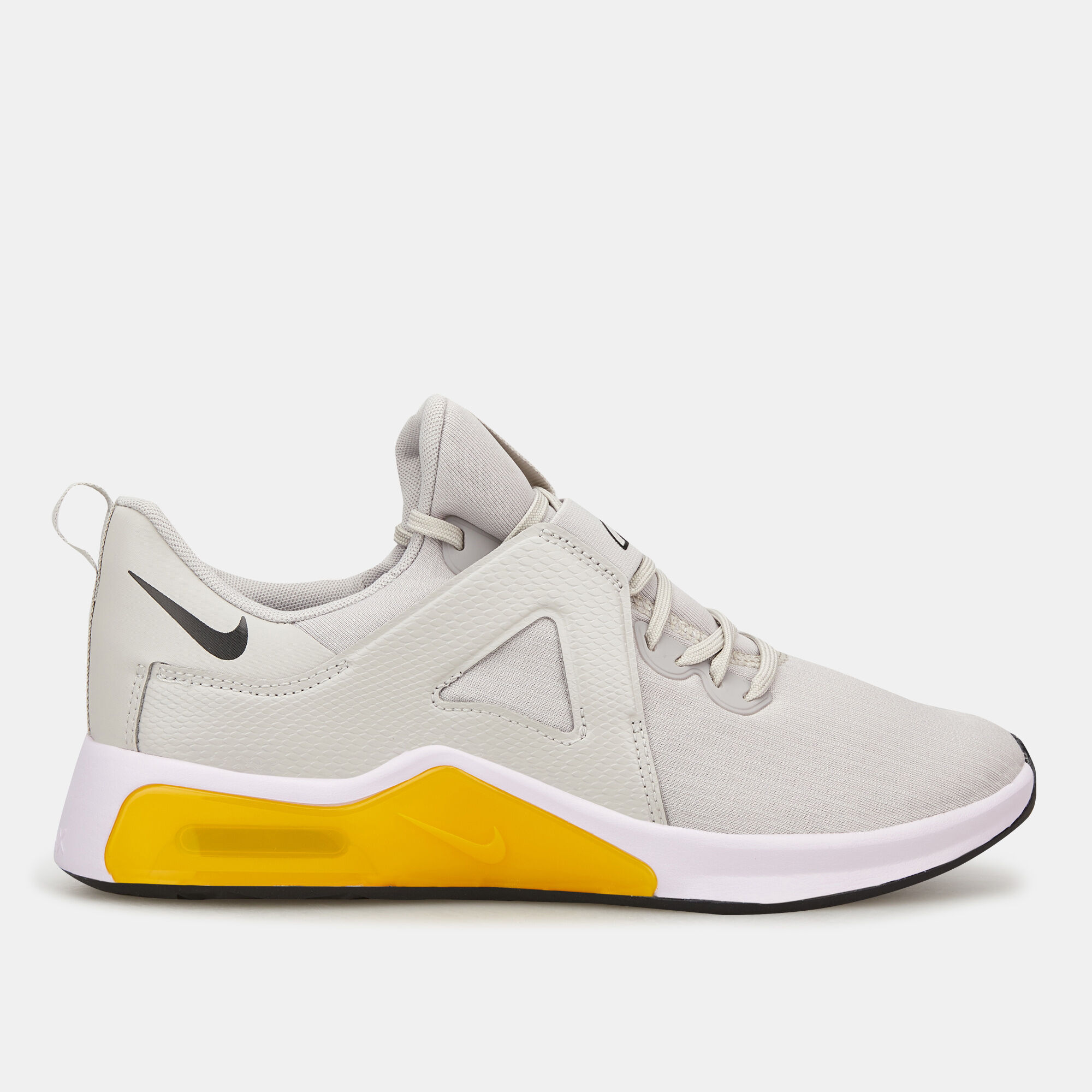 Air bella lightweight training shoe top