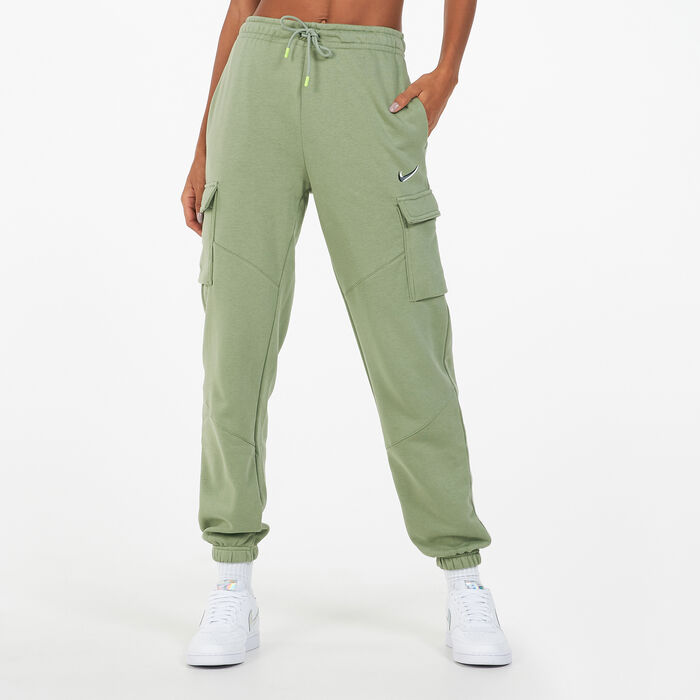 Nike Women's Sportswear Dance Cargo Pants Green Nike Women's Sportswear Dance Cargo Pants Green image number 0