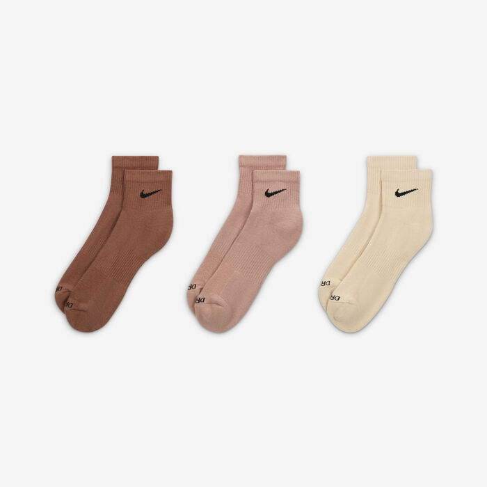 Nike Everyday Plus Cushioned Training Ankle Socks (3 Pairs) Brown Nike Everyday Plus Cushioned Training Ankle Socks (3 Pairs) Brown image number 1