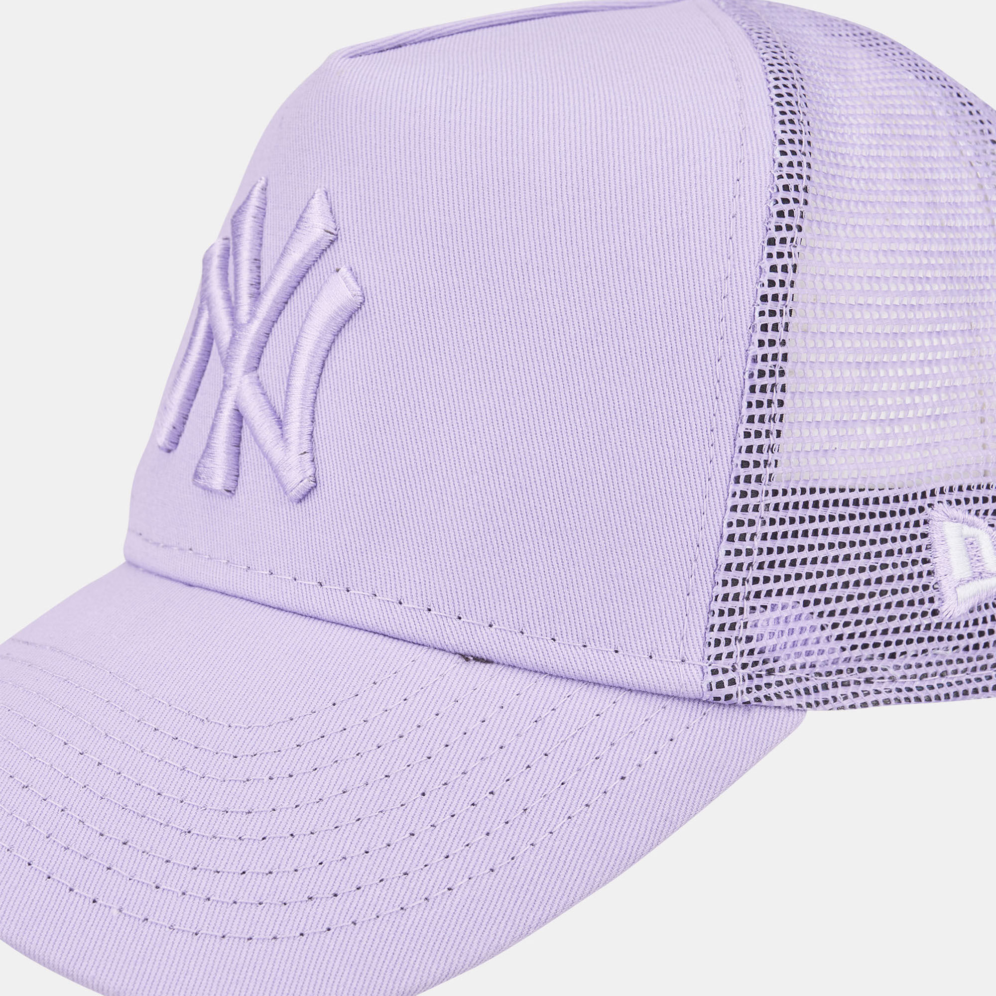 Cyber Rui着用　newera the cap Mega Corp Trucker Hat | CYBER TECHWEAR®