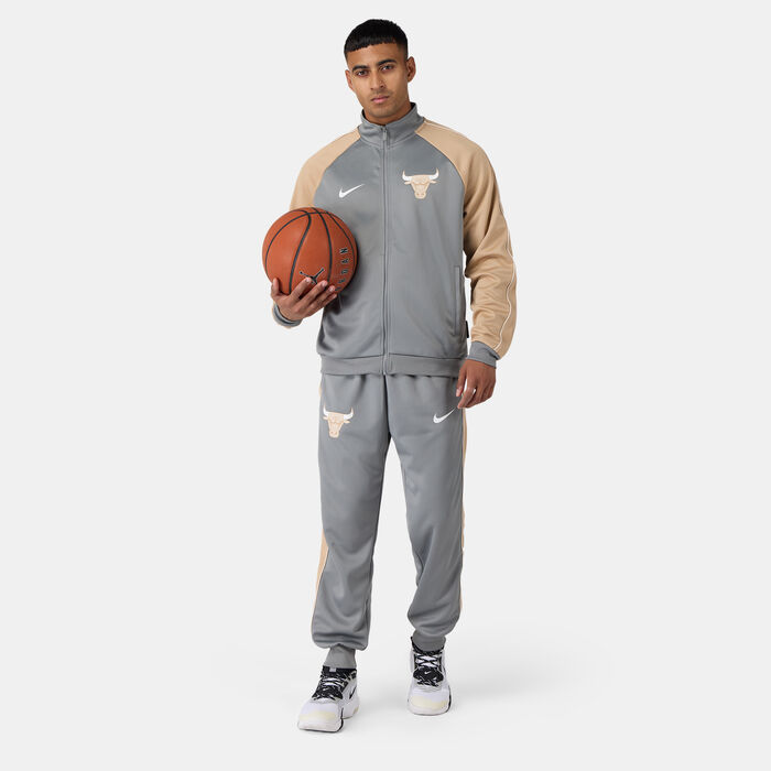 Nike Men's Chicago Bulls Club Basketball Tracksuit Grey Nike Men's Chicago Bulls Club Basketball Tracksuit Grey image number 0