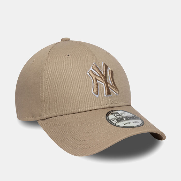 New Era Men's MLB New York Yankees Outline 9FORTY Cap Brown New Era Men's MLB New York Yankees Outline 9FORTY Cap Brown image number 2