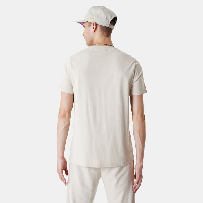 New Era Men's Essentials T-Shirt Beige New Era Men's Essentials T-Shirt Beige image number 1
