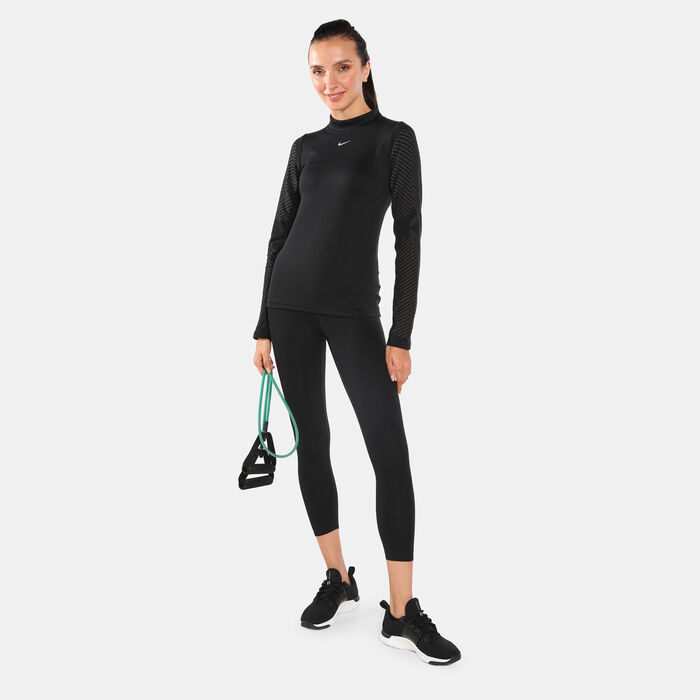 Nike Women's Therma-fit Long Sleeve T-Shirt Black image number 2