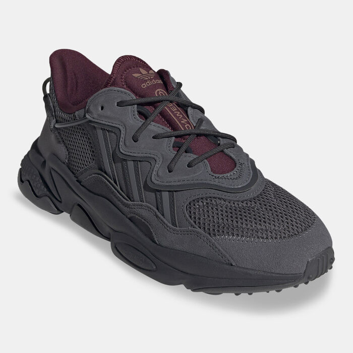 adidas Originals Men's OZWEEGO Shoes Black adidas Originals Men's OZWEEGO Shoes Black image number 1