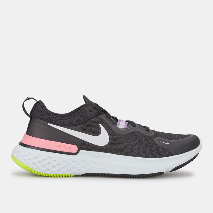 Nike Women's React Miler Running Shoe Black Nike Women's React Miler Running Shoe Black image number 0
