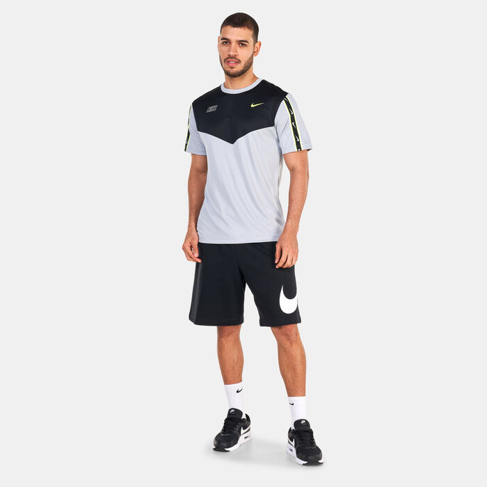 Nike Men's Sportswear Repeat T-Shirt Grey image number 2