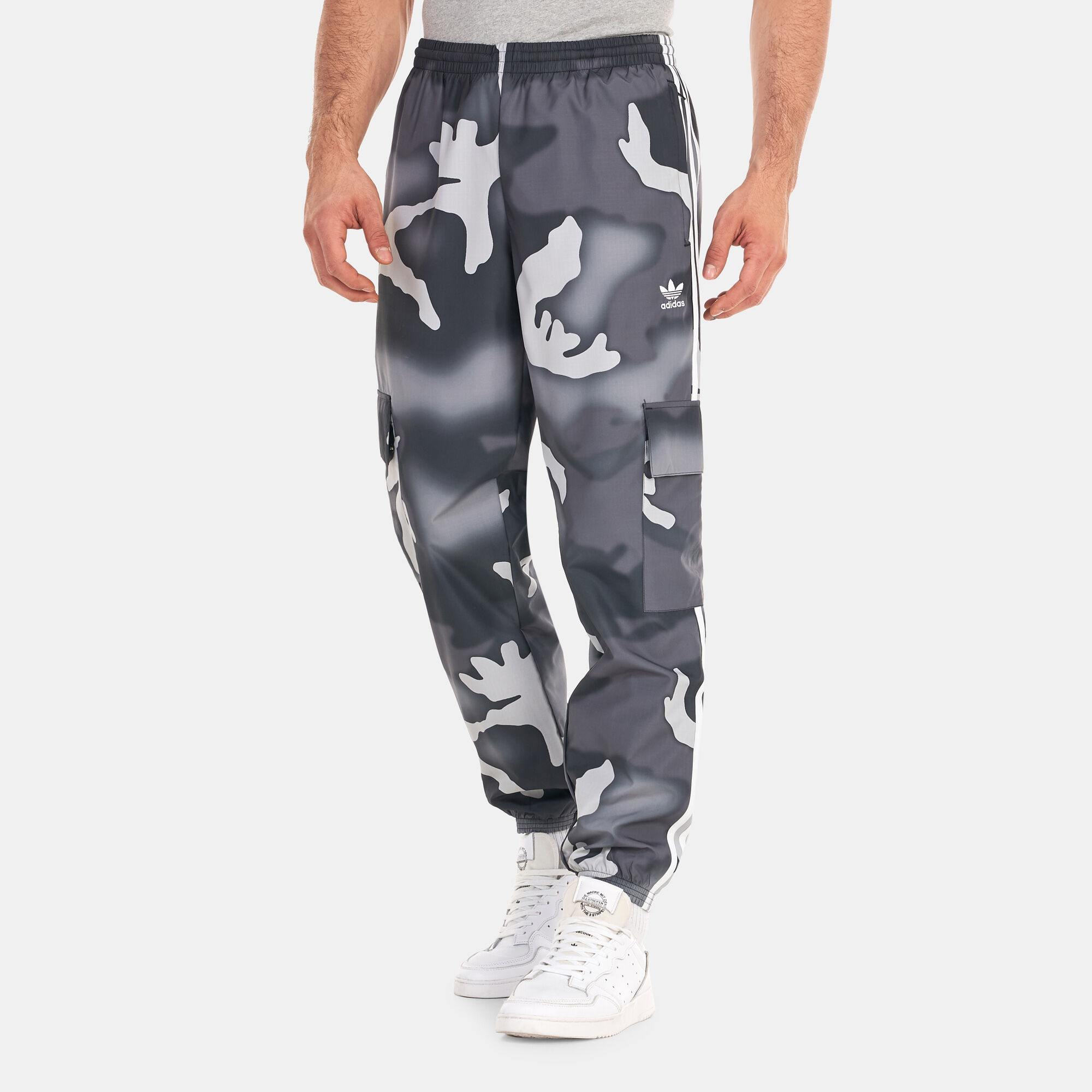 Adidas originals camo joggers 2025
