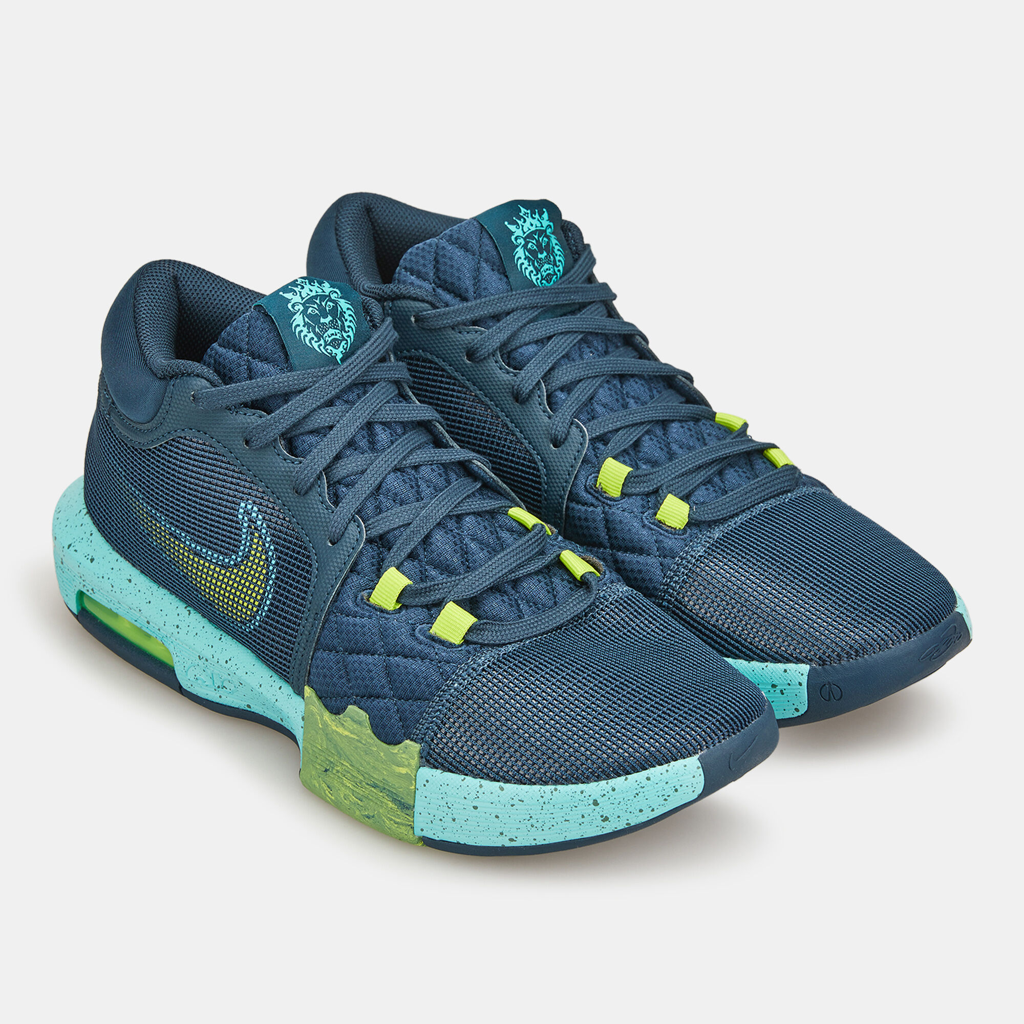 LeBron Witness 8 Basketball Shoes Green Nike in KSA SSS