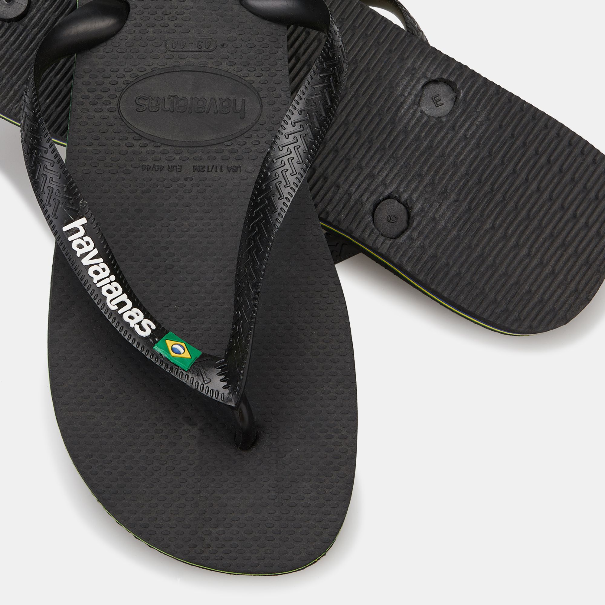 Buy Havaianas Brasil Logo Flip Flops Black in KSA SSS