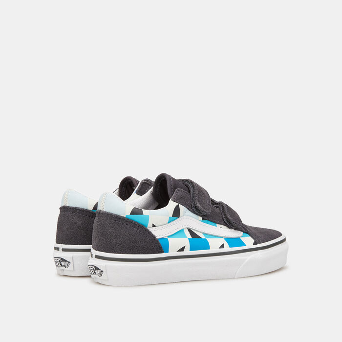 Vans Kids' Glow Checkerboard Sharks Old Skool Unisex Shoe Grey Vans Kids' Glow Checkerboard Sharks Old Skool Unisex Shoe Grey image number 2
