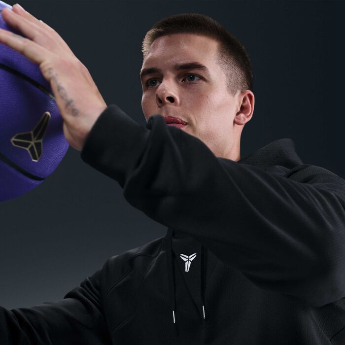 Nike Kobe Therma-FIT Basketball Hoodie Black image number 2