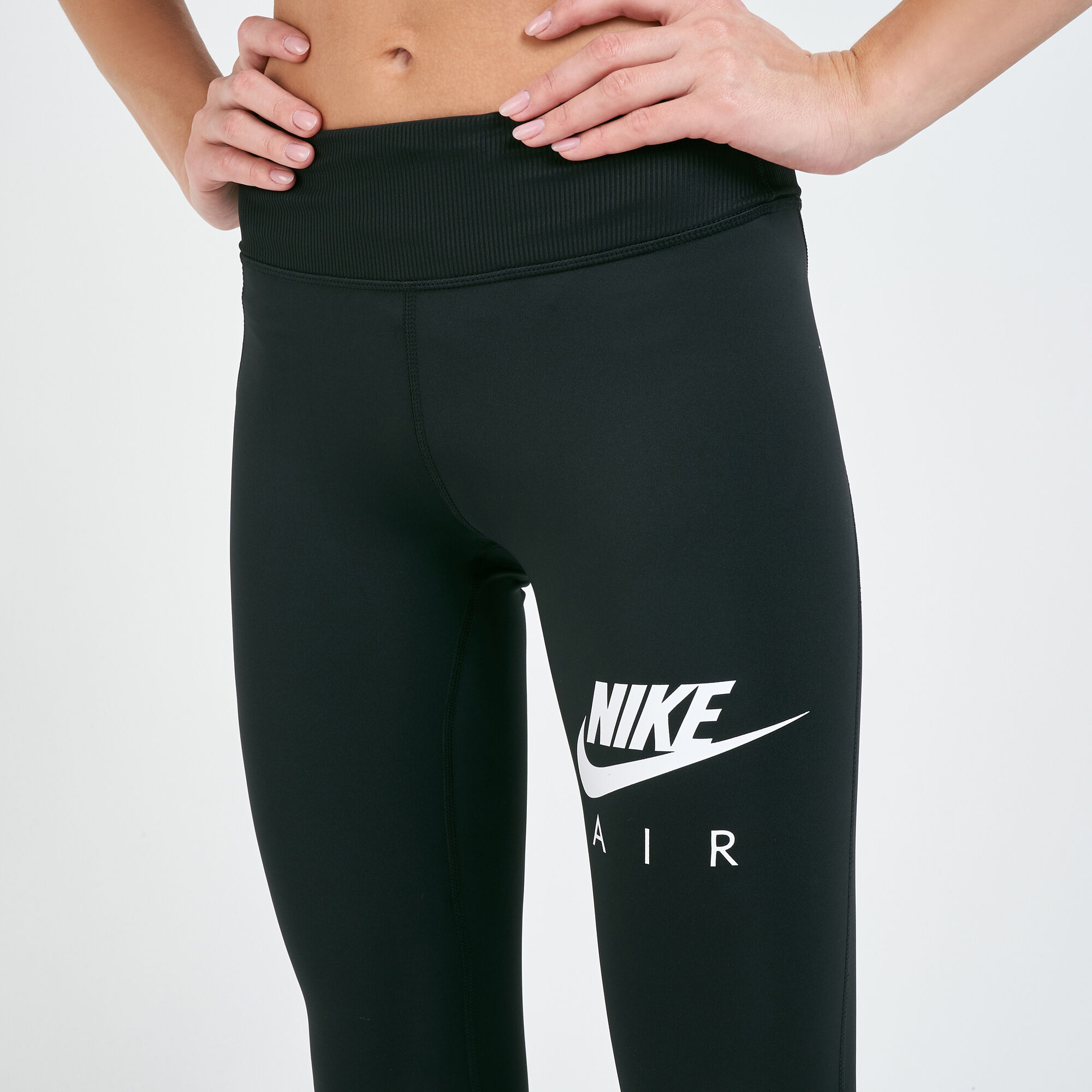 Buy Nike Women s Air Graphic Fast 7 8 Leggings Black in KSA SSS