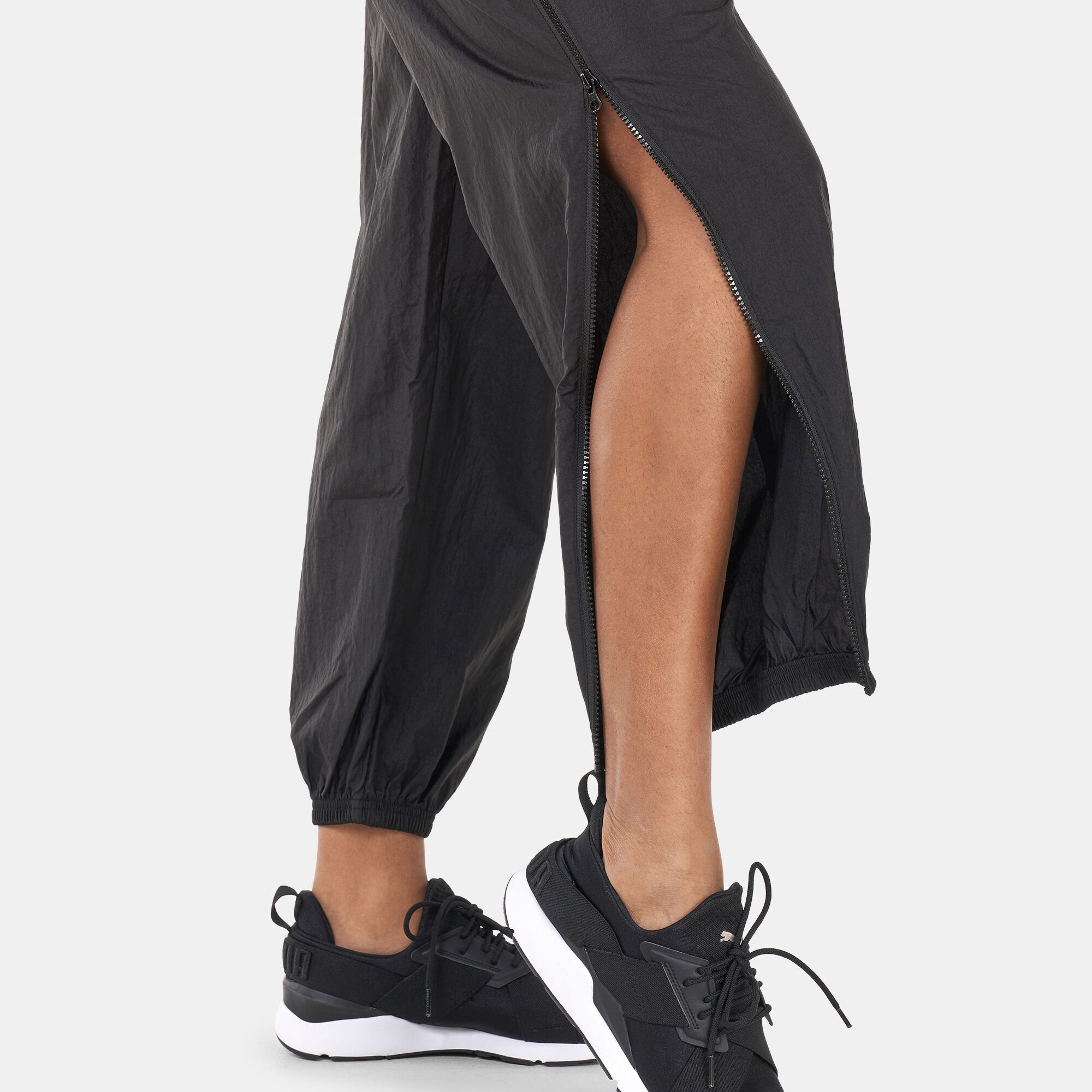 Women s Dare To Woven Pants Black PUMA in KSA SSS