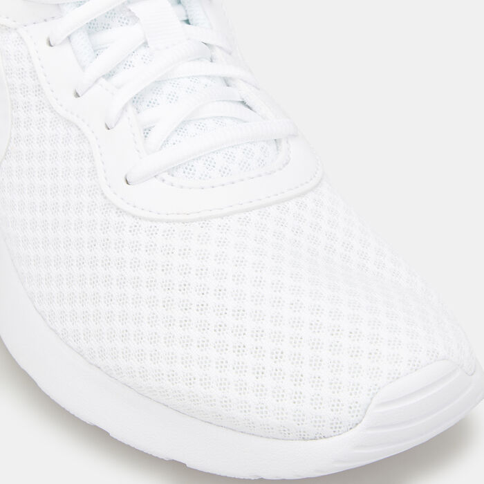 Nike Women's Tanjun Shoe White Nike Women's Tanjun Shoe White image number 5