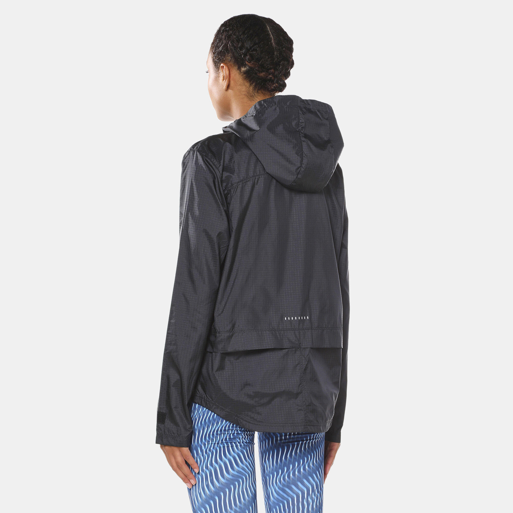 Nike run essential tape windrunner jacket women's shop