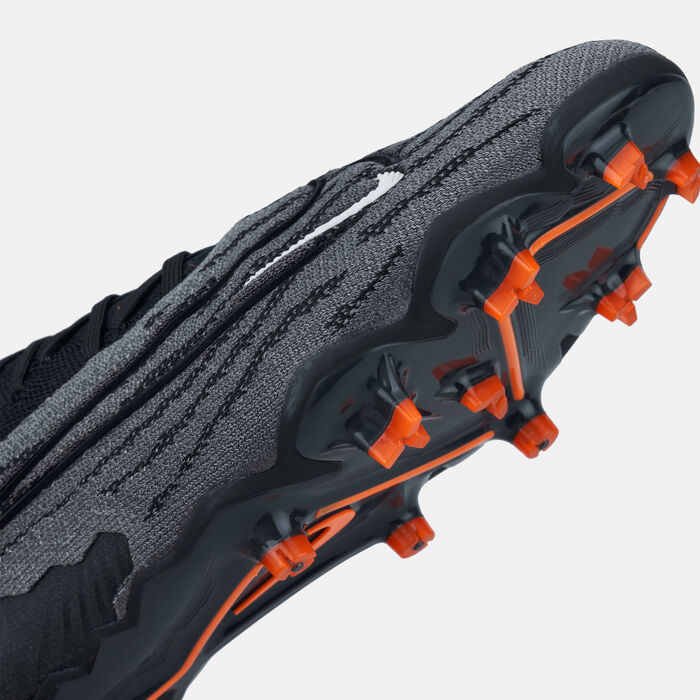 Nike Men’s Gripknit Phantom GX Elite Firm-Ground Football Shoe Black image number 4