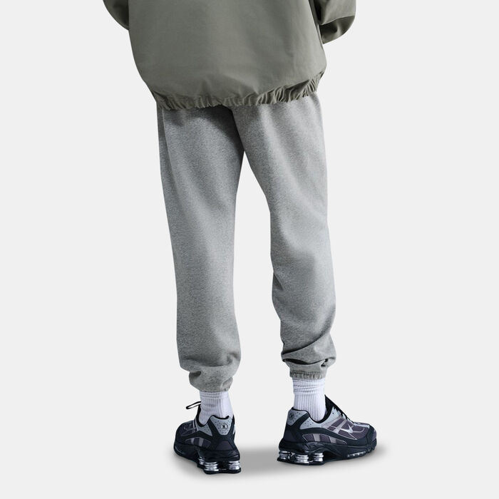 Nike Men's Club Fleece Pants Grey Nike Men's Club Fleece Pants Grey image number 1