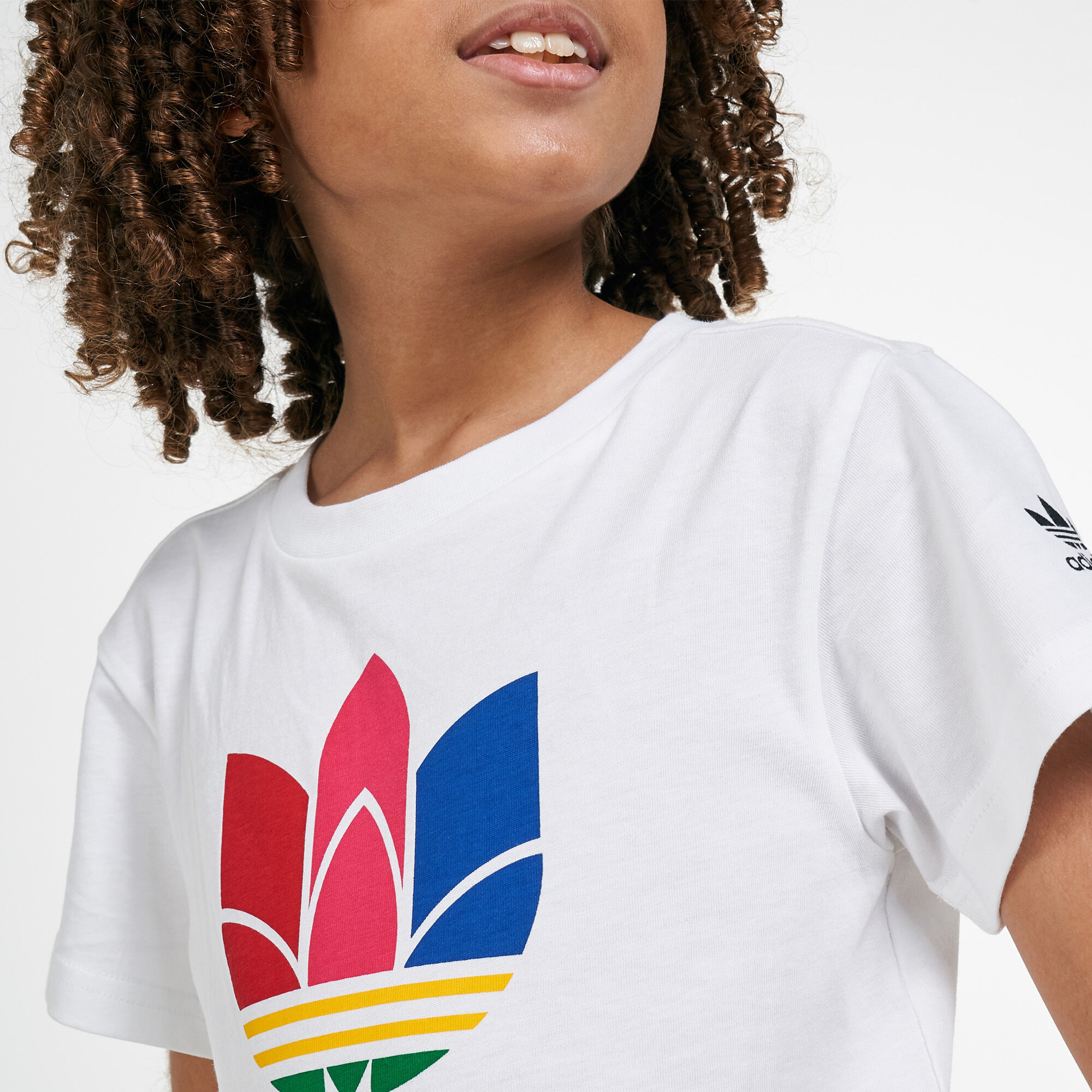 3d trefoil graphic tee hotsell