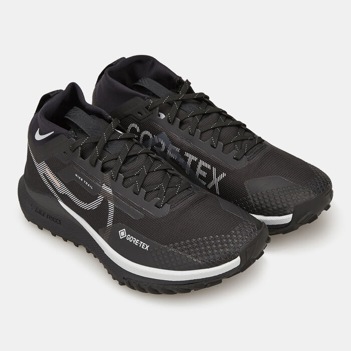 Nike Women's Pegasus Trail 4 GORE-TEX Shoe Black Nike Women's Pegasus Trail 4 GORE-TEX Shoe Black image number 1