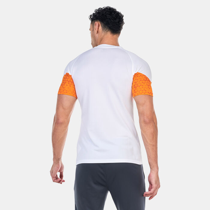 PUMA Men's Manchester City F.C. Training Jersey - 2023/24 White PUMA Men's Manchester City F.C. Training Jersey - 2023/24 White image number 1