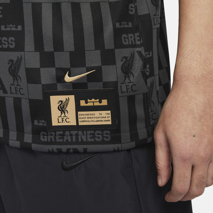 Nike Men's Liverpool F.C. Stadium LeBron Dri-FIT Replica Football Shirt Black Nike Men's Liverpool F.C. Stadium LeBron Dri-FIT Replica Football Shirt Black image number 6