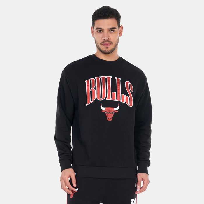 New Era Men's NBA Chicago Bulls Arch Graphic Sweatshirt Black image number 0