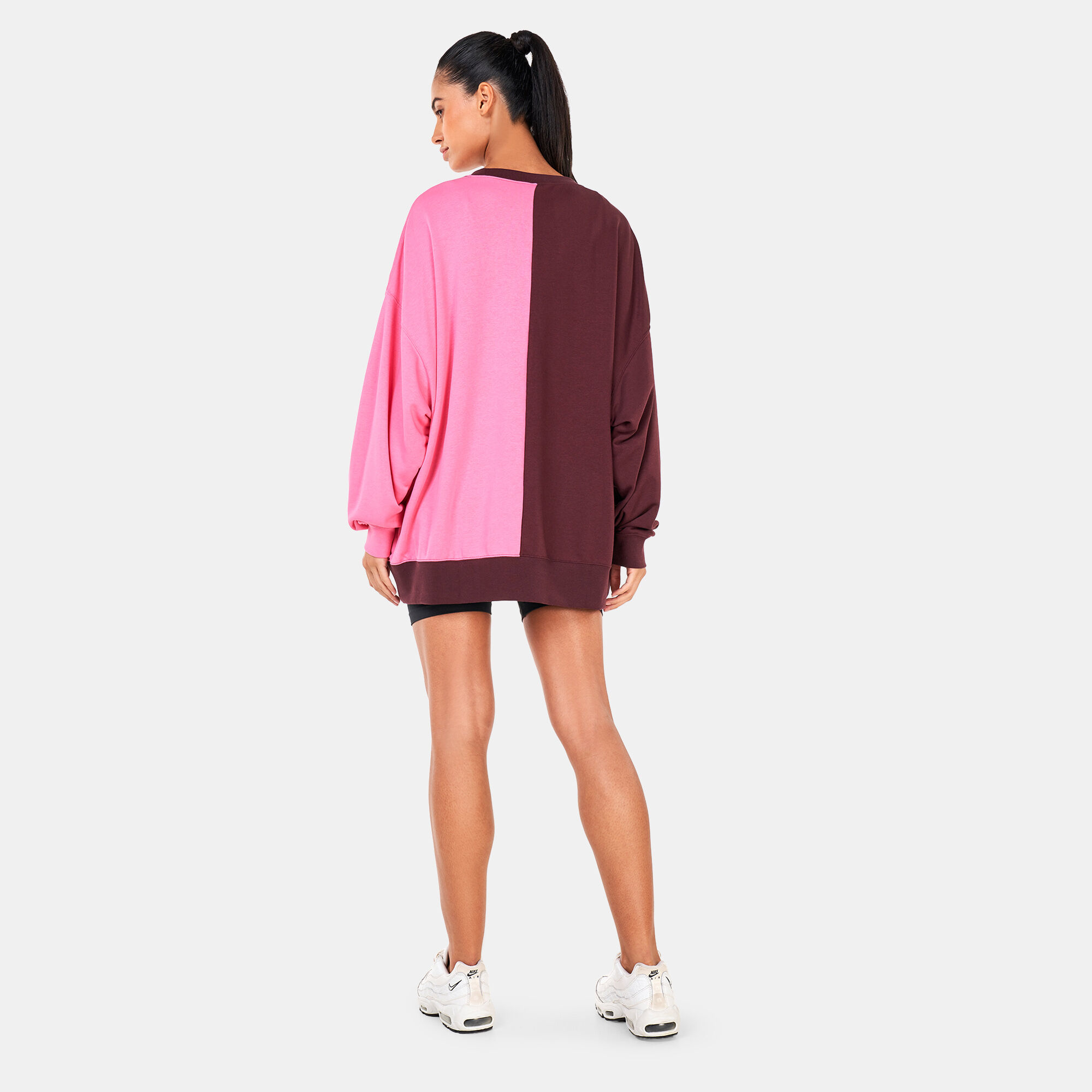 Buy Nike Women s Sportswear Fleece Dance Sweatshirt Pink in KSA SSS