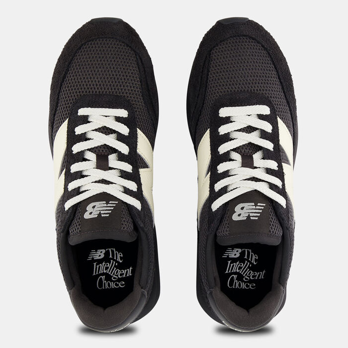 New Balance Women's 370 Shoes Black image number 4