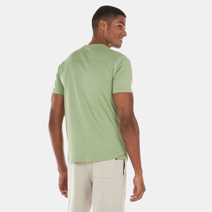 Sun and Sand Sports Men's Classic T-Shirt Green Sun and Sand Sports Men's Classic T-Shirt Green image number 1