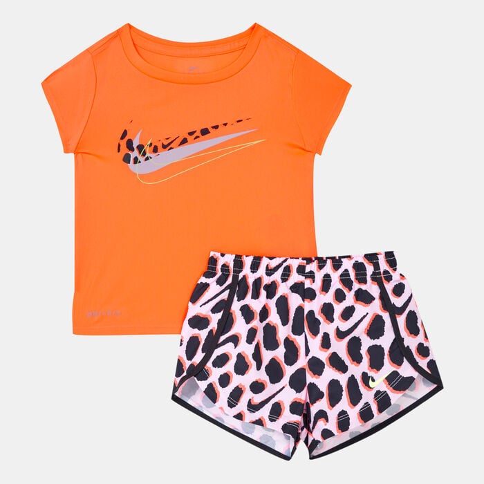 Nike Kids' Dri-FIT Shorts & Tee Set Pink Nike Kids' Dri-FIT Shorts & Tee Set Pink image number 0