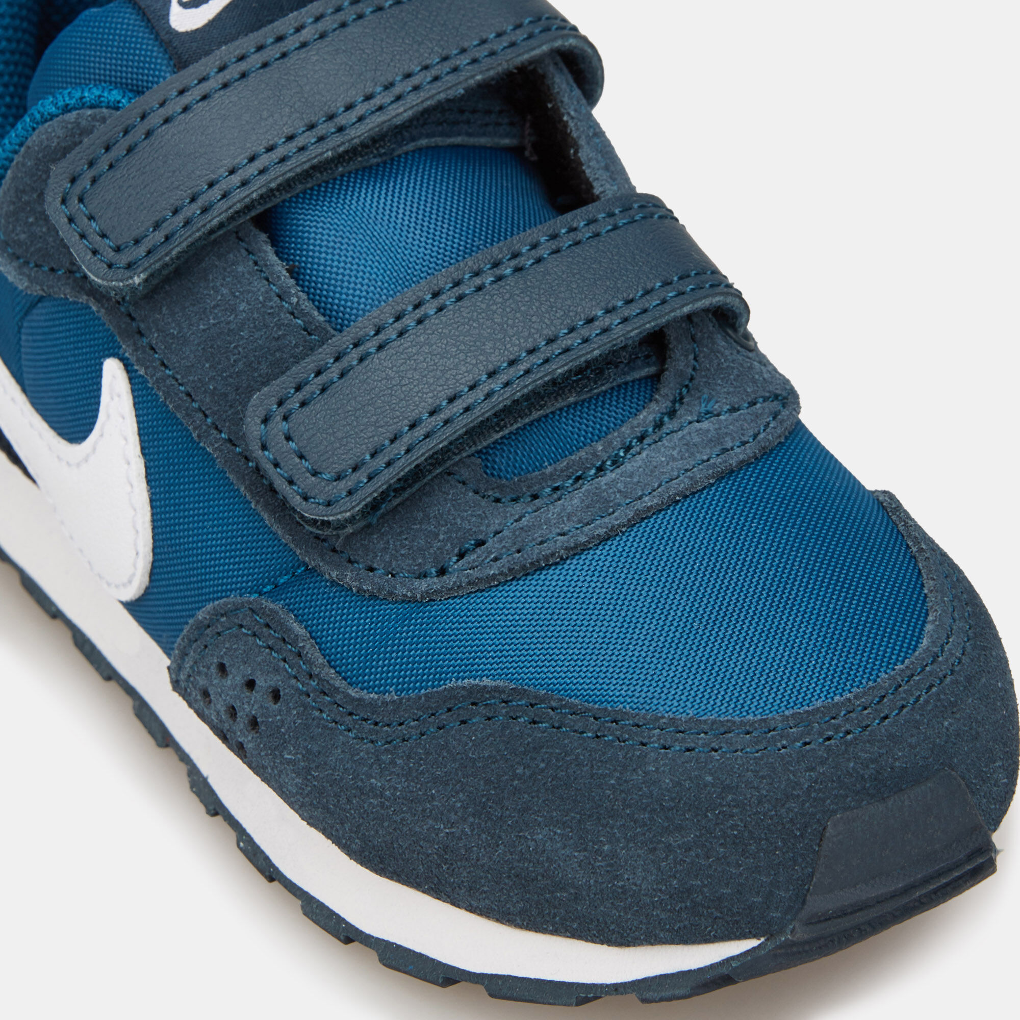 nike md valiant velcro